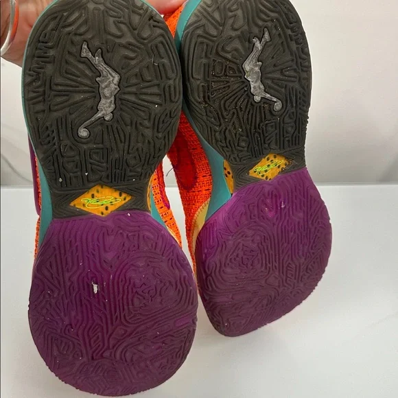 Nike LeBron 20 Low ‘Chosen 1’ neon orange 9 - Picture 7 of 8